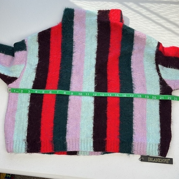 Blank NYC The Mad Hatter Sweater Eyelash Black Stripes Mock Neck Soft Top M NEW - Picture 10 of 11
